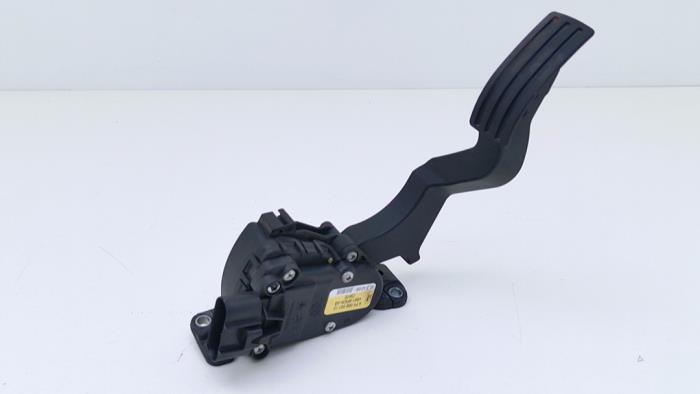 Begagnade Gaspedalsensor Ford Fusion 1.6 16V Pris € 20,00 Marginaltabell erbjuds av Automaterialen Ronald Morien B.V.