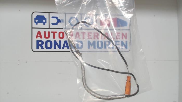 Używane Sonda lambda Volkswagen Caddy Combi III (2KB,2KJ) 1.9 TDI Cena € 50,00 Procedura marży oferowane przez Automaterialen Ronald Morien B.V.