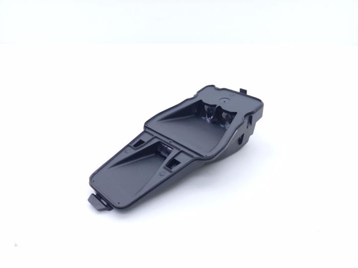 Begagnade Regnsensor Volvo V70 (BW) 2.0 D3/D4 20V Pris € 30,00 Marginaltabell erbjuds av Automaterialen Ronald Morien B.V.