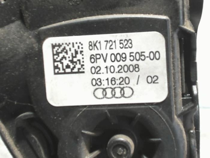 Throttle pedal position sensor Audi A4 Avant 2.0 TDI 16V 8K1721523A CAG