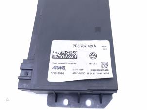 Computer, miscellaneous from a Volkswagen Transporter T5 2.0 BiTDI DRF 2013