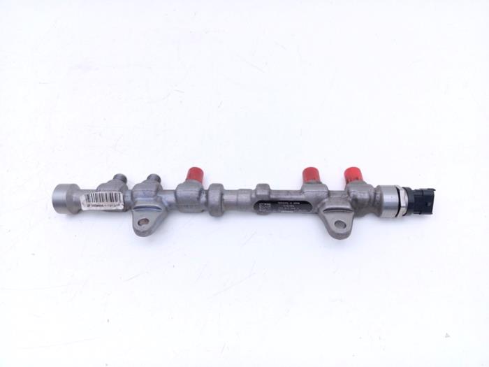 Usagé Distributeur de carburant Opel Corsa D 1.3 CDTi 16V ecoFLEX Prix € 39,00 Règlement à la marge proposé par Automaterialen Ronald Morien B.V.
