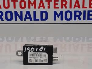 Usagé Antenne amplificateur Ford Focus Prix sur demande proposé par Automaterialen Ronald Morien B.V.