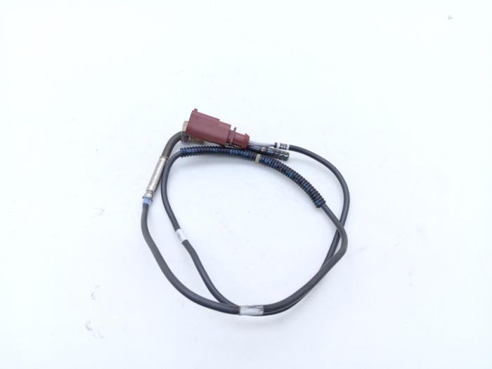 Lambda probe from a Volkswagen Touareg (7PA/PH) 4.2 TDI V8 DPF 32V 2014