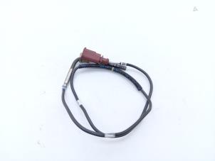 Lambda probe from a Volkswagen Touareg (7PA/PH) 4.2 TDI V8 DPF 32V 2014