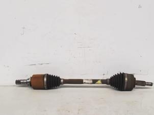 Used Front drive shaft, left Renault Grand Scénic III (JZ) 1.5 dCi 110 Price € 45,00 Margin scheme offered by Automaterialen Ronald Morien B.V.