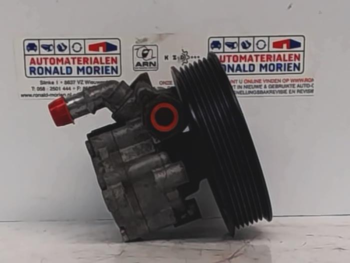 Usagé Pompe de direction Nissan Primastar 2.0 dCi 120 Prix € 82,60 Règlement à la marge proposé par Automaterialen Ronald Morien B.V.