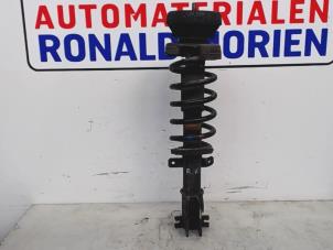 Used Front shock absorber rod, right Nissan Primastar 2.0 dCi 120 Price € 125,00 Margin scheme offered by Automaterialen Ronald Morien B.V.