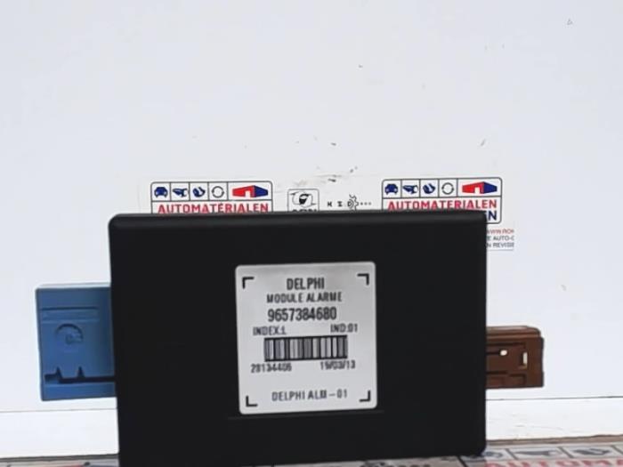 Alarm module from a Peugeot 5008 I (0A/0E) 1.6 HDiF 16V 2013