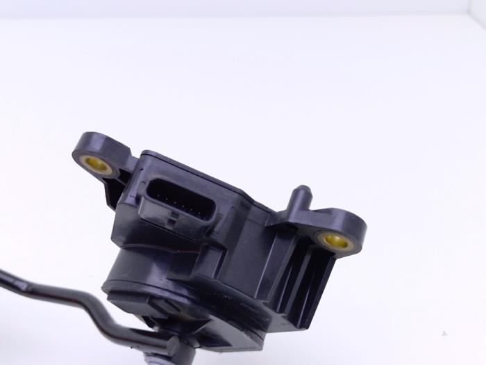 Gaspedalsensor från en Renault Koleos I 2.0 dCi 16V 2008