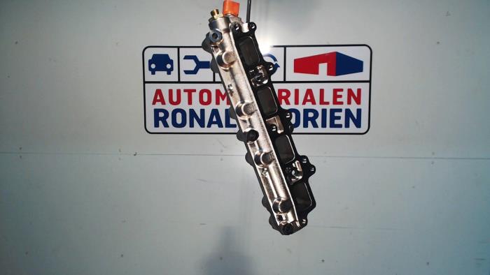 Neue Kraftstoffverteiler Volkswagen Scirocco Preis € 121,00 Mit Mehrwertsteuer angeboten von Automaterialen Ronald Morien B.V.
