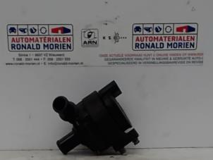 Used Additional water pump Opel Movano 2.3 CDTi 16V FWD Price € 50,00 Margin scheme offered by Automaterialen Ronald Morien B.V.