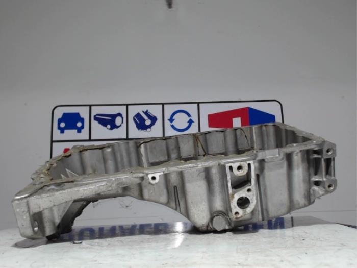 Usagé Couvercle carter Audi A4 Avant (B7) 2.0 TFSI e 20V Prix € 50,00 Règlement à la marge proposé par Automaterialen Ronald Morien B.V.