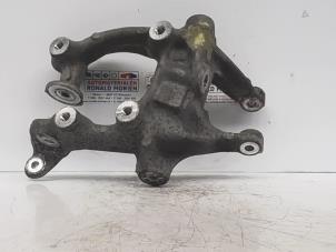 Used Rear upper wishbone, left Citroen DS5 (KD/KF) 2.0 165 HYbrid4 16V Price on request offered by Automaterialen Ronald Morien B.V.