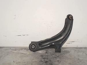 Used Front wishbone, left Renault Clio III Estate/Grandtour (KR) 1.5 dCi FAP Price € 20,00 Margin scheme offered by Automaterialen Ronald Morien B.V.