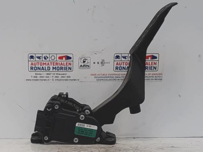 Begagnade Gaspedalsensor Volkswagen Transporter T5 2.0 TDI DRF Pris € 12,40 Marginaltabell erbjuds av Automaterialen Ronald Morien B.V.