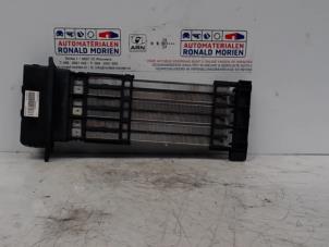 Used Heating element Peugeot 208 I (CA/CC/CK/CL) 1.4 HDi Price on request offered by Automaterialen Ronald Morien B.V.