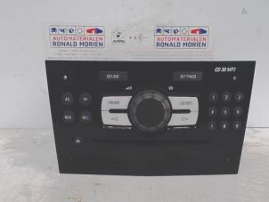 Gebrauchte Radio CD Spieler Opel Corsa D 1.4 16V Twinport Preis € 50,00 Margenregelung angeboten von Automaterialen Ronald Morien B.V.