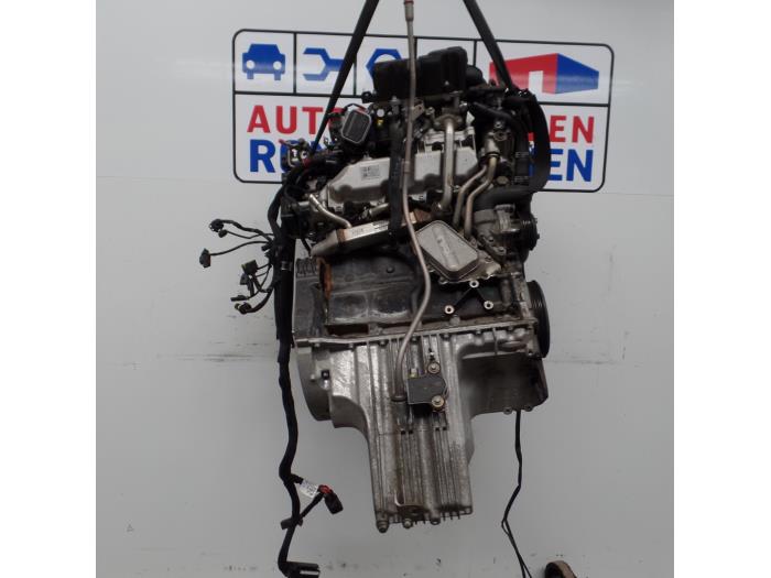 Used Engine Mercedes A (W169) 2.0 A-180 CDI 16V Price € 350,00 Margin scheme offered by Automaterialen Ronald Morien B.V.