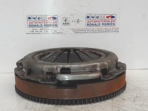 Used Clutch kit (complete) Hyundai i10 (F5) 1.0i 12V Price on request offered by Automaterialen Ronald Morien B.V.