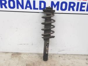 Used Front shock absorber rod, right Volkswagen Touran (1T3) 2.0 TDI 16V 140 Price € 90,00 Margin scheme offered by Automaterialen Ronald Morien B.V.