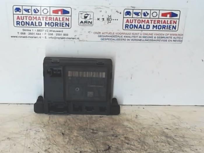 Używane Modul (rózne) Volkswagen Crafter 2.0 BiTDI 4Motion Cena € 25,00 Procedura marży oferowane przez Automaterialen Ronald Morien B.V.