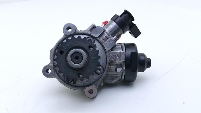 Begagnade Dieselpump Volkswagen Golf VII (AUA) 2.0 GTD 16V Pris € 95,00 Marginaltabell erbjuds av Automaterialen Ronald Morien B.V.