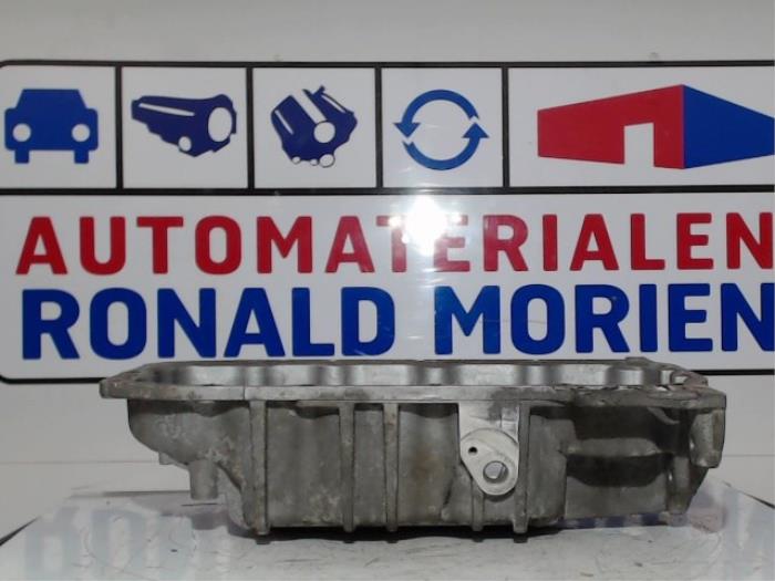 Gebrauchte Ölwanne Volvo V70 (BW) 1.6 T4 16V Preis € 75,00 Margenregelung angeboten von Automaterialen Ronald Morien B.V.
