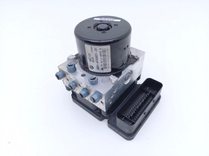 Gebrauchte ABS Pumpe BMW 1 serie (F20) 114d 1.6 16V Preis € 120,00 Margenregelung angeboten von Automaterialen Ronald Morien B.V.