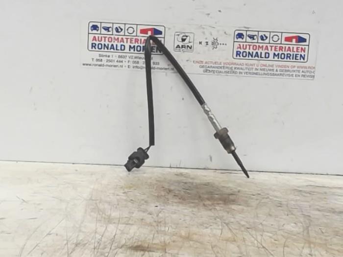 Usagé Sensor température d’échappement BMW 1 serie (F20) 114d 1.6 16V Prix € 50,00 Règlement à la marge proposé par Automaterialen Ronald Morien B.V.