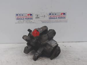 Used Power steering pump Ford Transit Price € 59,00 Margin scheme offered by Automaterialen Ronald Morien B.V.