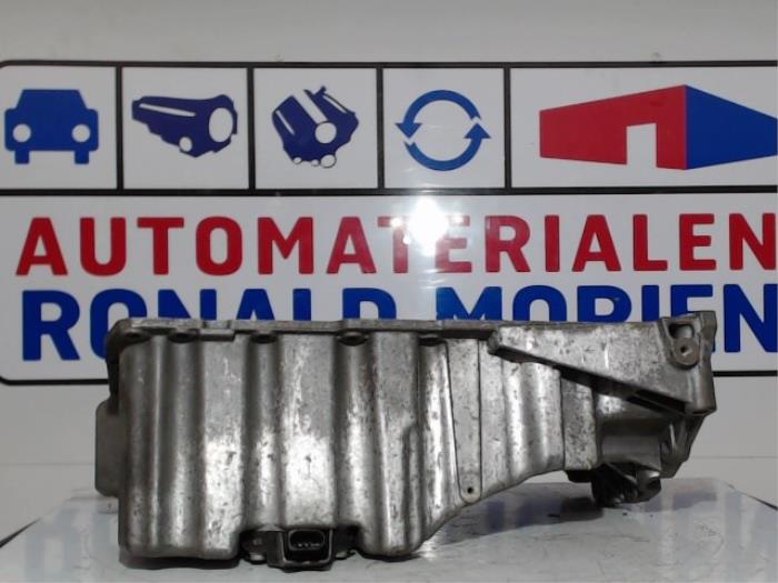 Gebrauchte Ölwanne Audi A4 (B7) 2.0 TDI 16V Preis € 70,00 Margenregelung angeboten von Automaterialen Ronald Morien B.V.