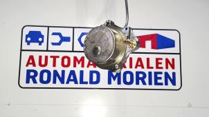 Gebrauchte Vakuumpumpe (Diesel) Opel Insignia Preis € 30,00 Margenregelung angeboten von Automaterialen Ronald Morien B.V.