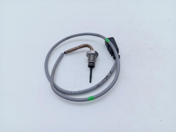 Usagé Sensor température d’échappement Volkswagen Tiguan (5N1/2) 2.0 TDI 16V Blue Motion Prix € 25,00 Prix TTC proposé par Automaterialen Ronald Morien B.V.