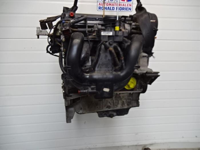 Engine Ford Mondeo II 1.8i 16V - RKF