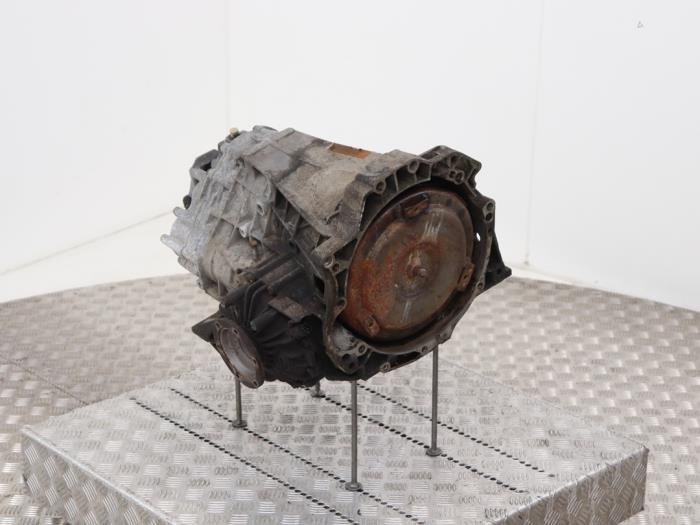 Usagé Boite de vitesses Audi A8 (D2) 2.8 V6 Prix € 100,00 Règlement à la marge proposé par Automaterialen Ronald Morien B.V.
