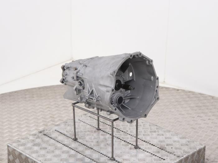 Generalüberholte Getriebe Volkswagen Crafter 2.5 TDI 30/32/35/46/50 Preis € 1.753,29 Mit Mehrwertsteuer angeboten von Automaterialen Ronald Morien B.V.