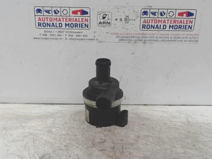 Begagnade Vattenpump Opel Antara (LA6) 2.2 CDTI 16V 4x4 Pris € 45,00 Marginaltabell erbjuds av Automaterialen Ronald Morien B.V.