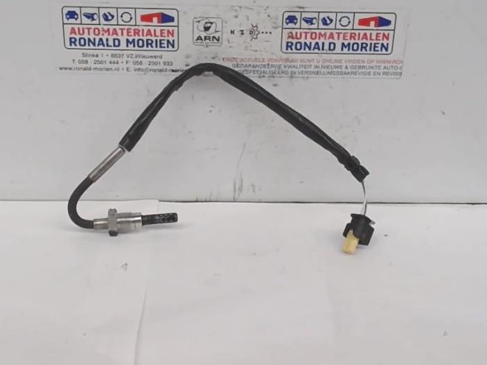 Usagé Sensor température d’échappement Mercedes A (W169) 2.0 A-180 CDI 16V Prix € 40,00 Règlement à la marge proposé par Automaterialen Ronald Morien B.V.