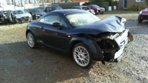 Begagnade Skärmspegel, höger Audi TT (8N3) 3.2 V6 24V Quattro Pris € 49,00 Marginaltabell erbjuds av Automaterialen Ronald Morien B.V.