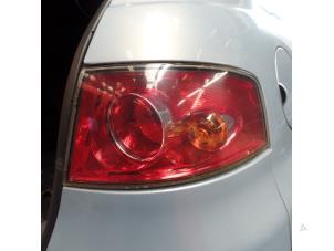 Usados Luz trasera derecha Seat Ibiza III (6L1) 1.4 16V 75 Precio € 15,00 Norma de margen ofrecido por Automaterialen Ronald Morien B.V.