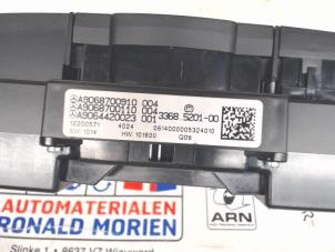 Usados Interruptor de luz de pánico Mercedes Sprinter 3,5t (906.13/906.23) Precio € 30,00 Norma de margen ofrecido por Automaterialen Ronald Morien B.V.