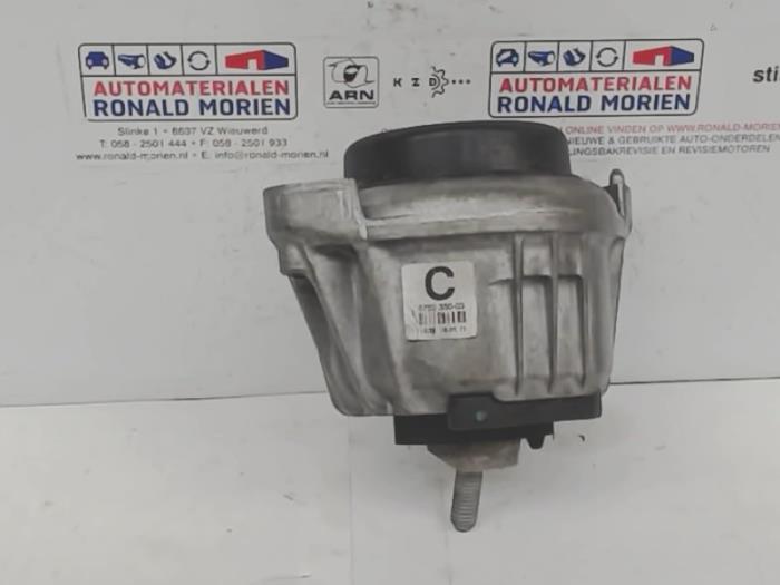 Used Engine mount BMW Z4 Roadster (E89) sDrive 30i 3.0 24V Price € 35,00 Margin scheme offered by Automaterialen Ronald Morien B.V.