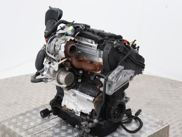 Engine from a Volkswagen Sharan (7N) 2.0 TDI 16V 2015