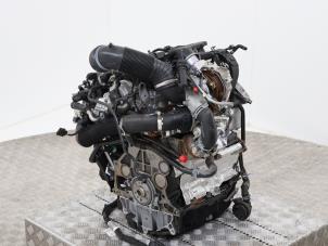 Engine from a Volkswagen Sharan (7N) 2.0 TDI 16V 2015