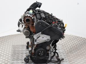 Engine from a Volkswagen Sharan (7N) 2.0 TDI 16V 2015