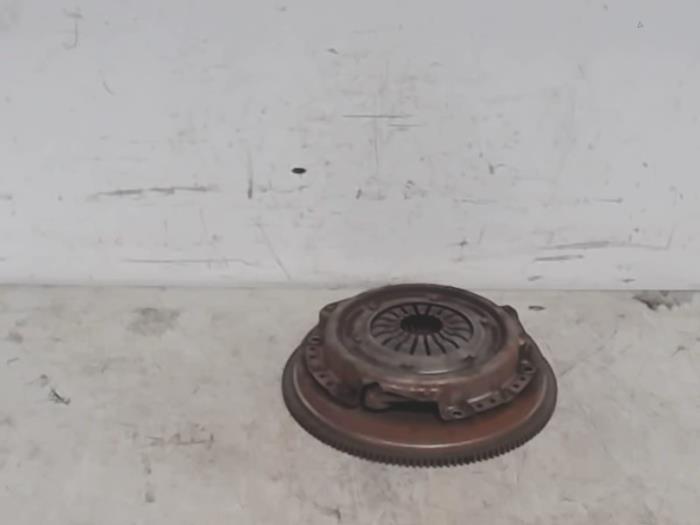 Used Clutch kit (complete) Ford Fusion 1.4 16V Price € 100,00 Margin scheme offered by Automaterialen Ronald Morien B.V.
