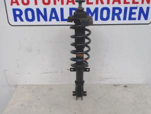 Used Front shock absorber rod, left Toyota Corolla Wagon (E9) Price € 100,00 Margin scheme offered by Automaterialen Ronald Morien B.V.