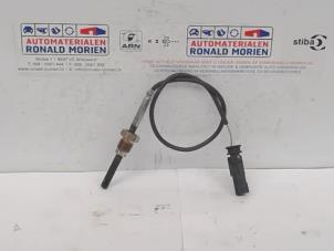 Used Exhaust heat sensor Volvo XC60 I (DZ) 2.0 D4 16V Price € 40,00 Margin scheme offered by Automaterialen Ronald Morien B.V.