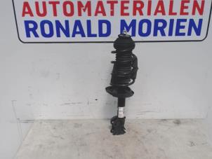 Used Front shock absorber rod, right Toyota Corolla Wagon (E9) Price € 49,00 Margin scheme offered by Automaterialen Ronald Morien B.V.